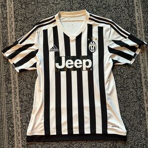 Juventus jersey black and white stripe Great used shape cool detail Large Adidas